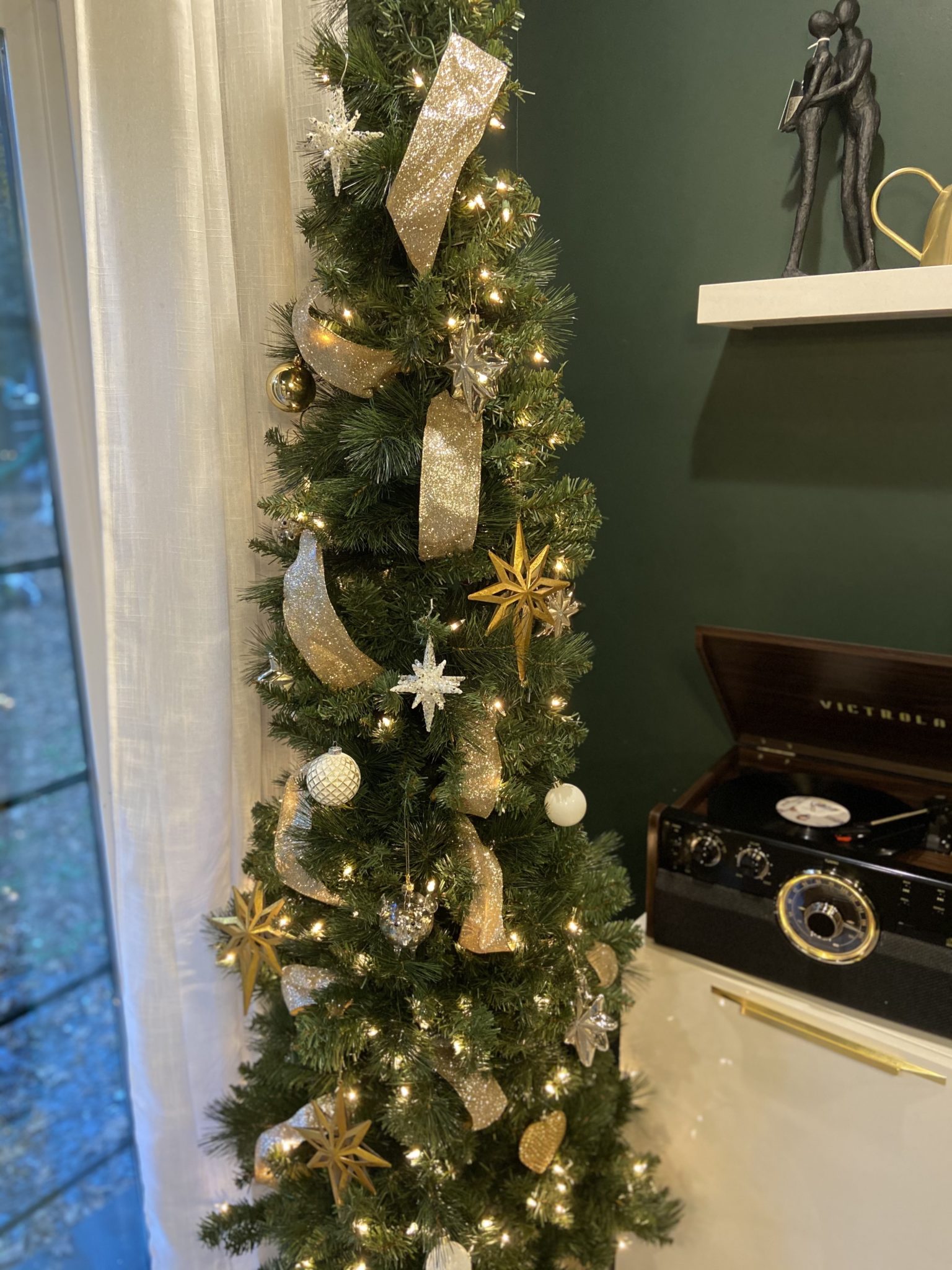 Three Super Simple Christmas Tree Decor Ideas | Stacie's Spaces